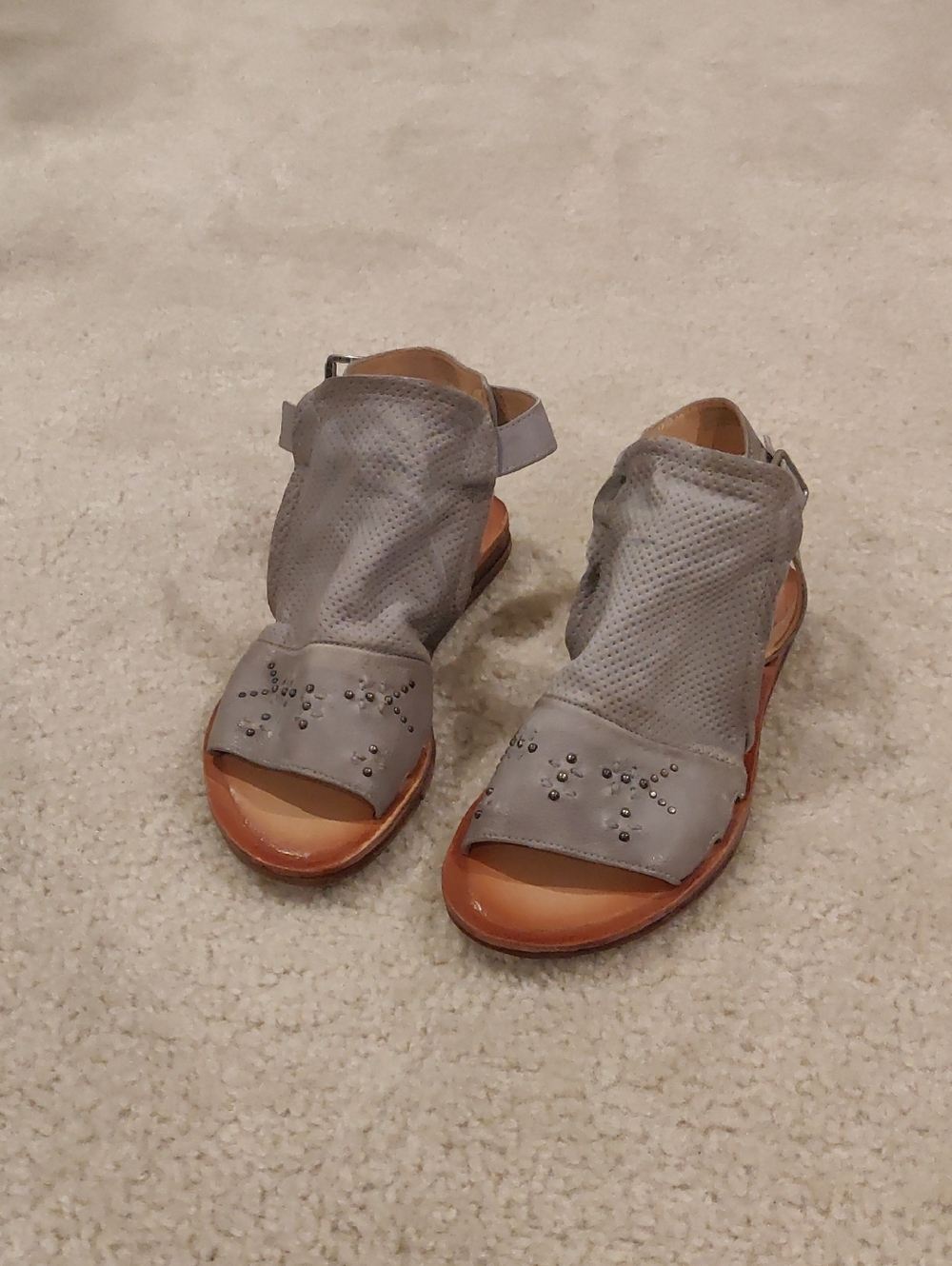 New!MizMooz Fifi Womens Grey Perforated Leather Open-Toe Sandals Stud Detail Y2k